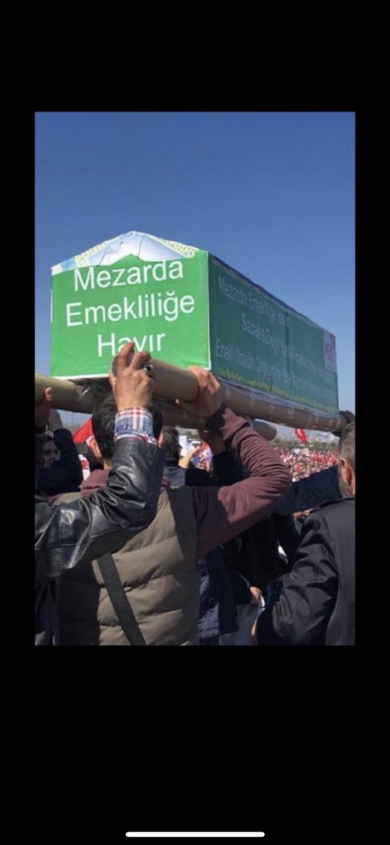 <a href="/adilemeklilik/">Emeklilikte Kademeli Yaş Düzenlemesi</a> Bu EYT’den Emekli Olanların Bazısında; Ne Allah Korkusu Var; Nede Adalet Duygusu 😡 Yazıklar Olsun Böyle Egoist Ve Sadist Kişilere ‼️ Ama Deler Deler Çıkar ‼️‼️‼️‼️