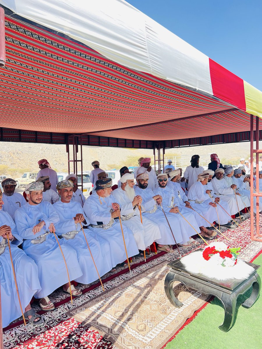 s7mur_1's tweet photo. مهرجان #دماء_والطائيين شتوية الوادي

عرضة ركضة الهجن في ميدان اسماعية للهجن 

تحت رعاية عضو مجلس الشورى 
سعادة الشيخ عبدالله الحمحامي 

اليوم الجمعة الموافق 2/1/2026

#سلطنة_عمان 🇴🇲 https://t.co/pKOUPfpMrS