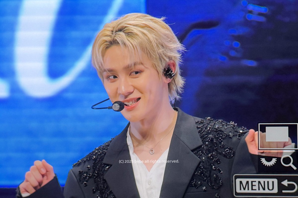 kunx1011's tweet image. 260102 ✊🏻✊🏻
#쿤 #KUN #钱锟 #WayV #威神V