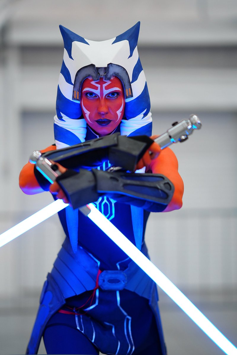 Vikusha / Karenscarlet cosplay 🌿 tweet media