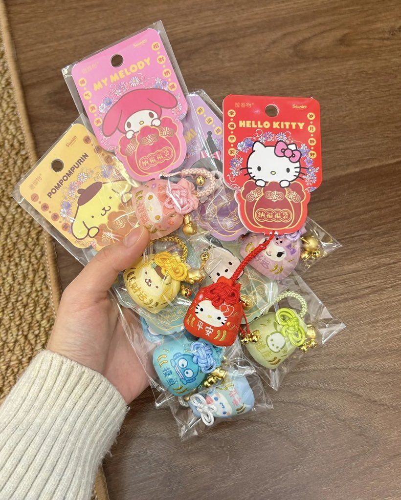 cutieheartt_'s tweet image. เครื่องราง sanrio ลิขสิทธิ์แท้ 🌟 ของจริงน่ารักมาก 
น้องเป็นถุงอ้วนๆ กลมๆ อันละ 129.- (มจ 50฿) 2 อัน 
ส่งฟรี ห้อยแล้วดีมาก🍒

#ตลาดนัดซานริโอ้ #ตลาดนัดsanrio