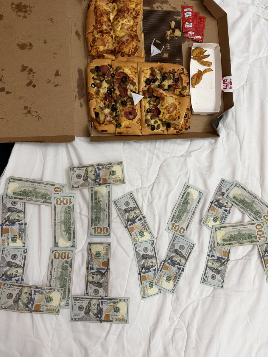 Done with my lunch -  diva ❤️❤️🫶🏻🫶🏻🫶🏻🫶🏻🫶🏻🫶🏻~ Dede X deva