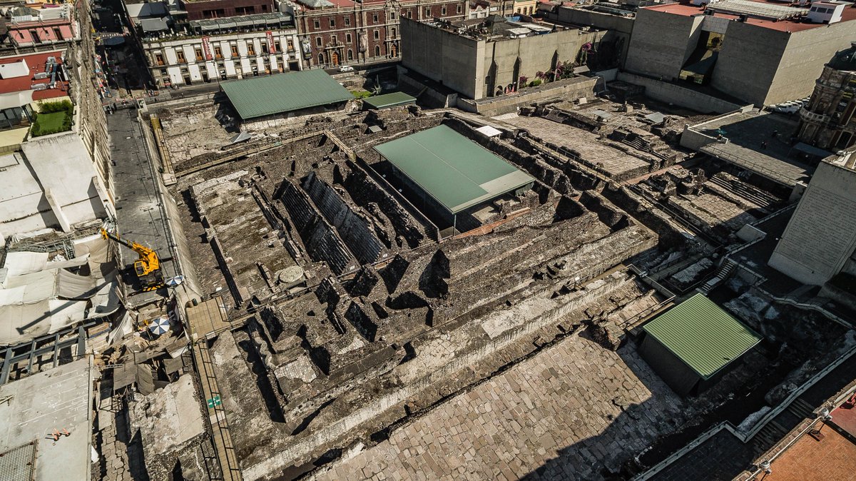NO HAY DAÑOS DE CONSIDERACIÓN EN EL TEMPLO MAYOR!
   La Mtra. Patricia Ledesma Bouchan, directora del Museo y la Zona Arqueológica del Templo Mayor-INAH, me comenta que NO se reportan daños y que ya se está haciendo un recorrido puntual para registrar eventuales afectaciones.