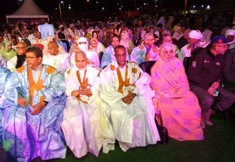 انطلقت ليلة البارحة في مدينة أطار فعاليات النسخة الأولى من مهرجان أطار للثقافة والتنمية، تحت إشراف الأمين العام لوزارة الثقافة والفنون والاتصال والعلاقات مع البرلمان سيدي محمد جدو، رفقة والي آدرار عبد الله ولد محمد محمود.👏