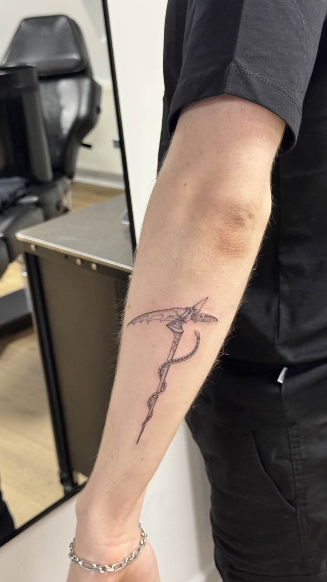 BigYochie's tweet image. got my first tattoo 🥺