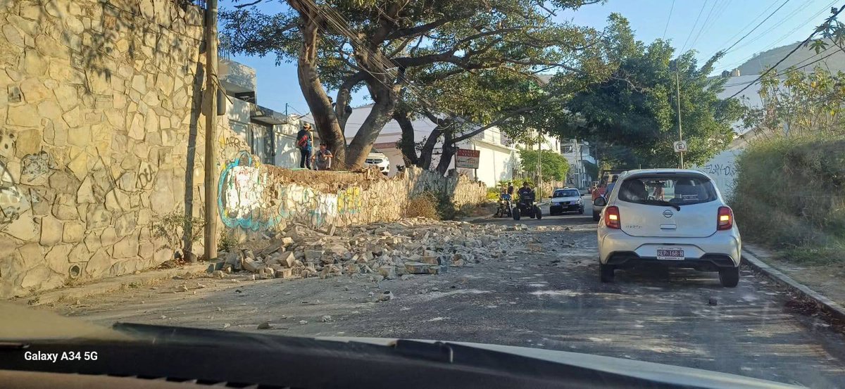 EL PIÑERO tweet media