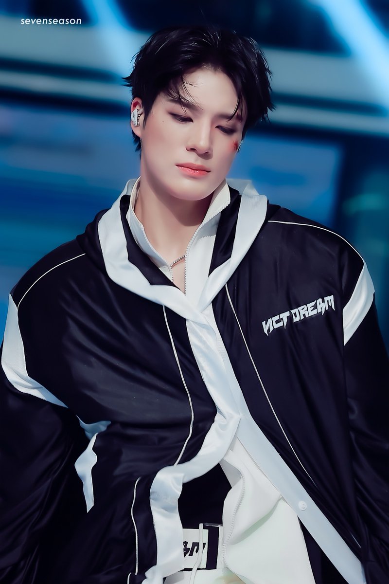 _sevenseason's tweet image. 260101 가요대제전

#제노 #JENO #엔시티드림 #NCTDREAM