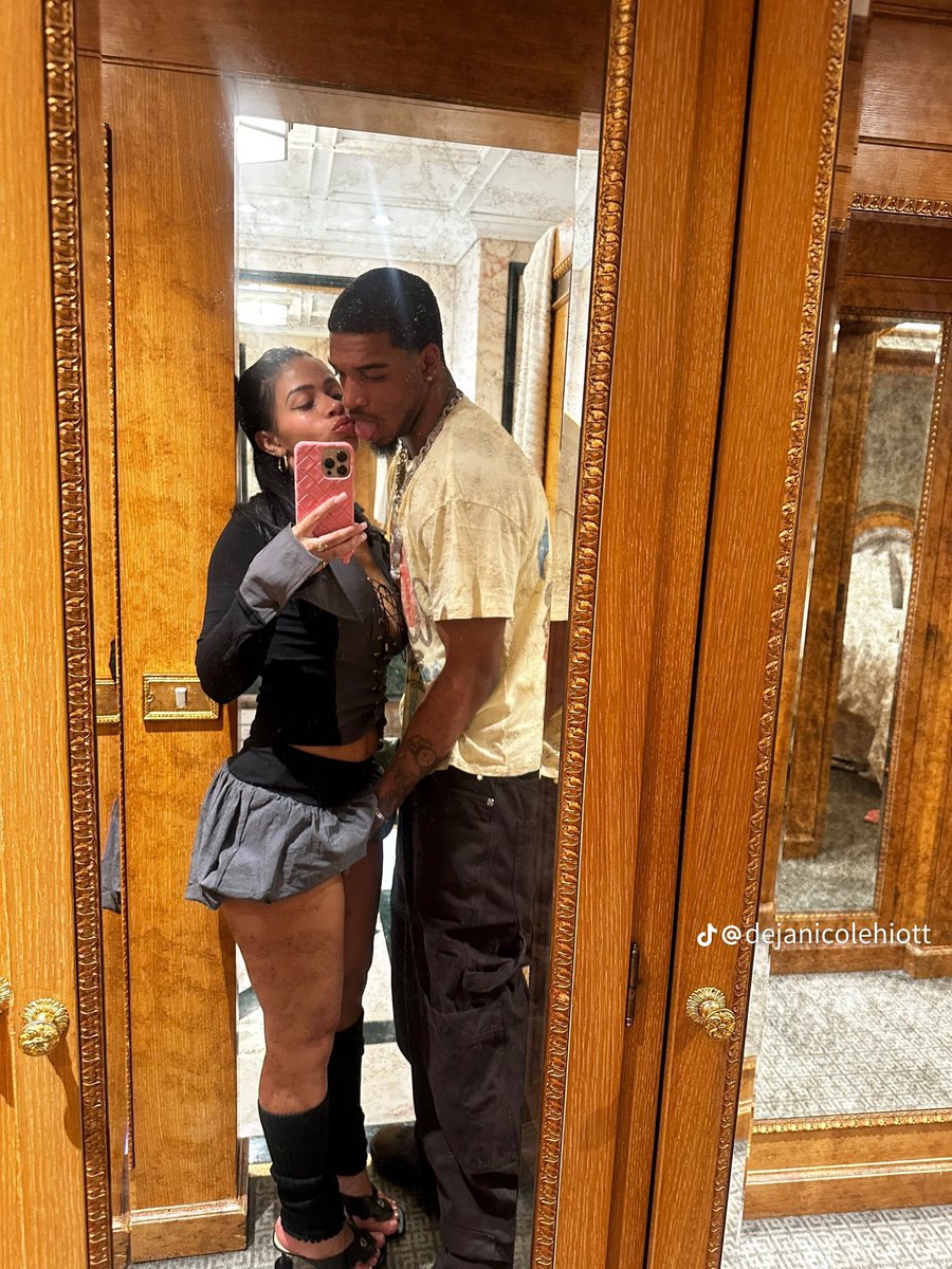 effxzzzyy's tweet image. locked in all year.