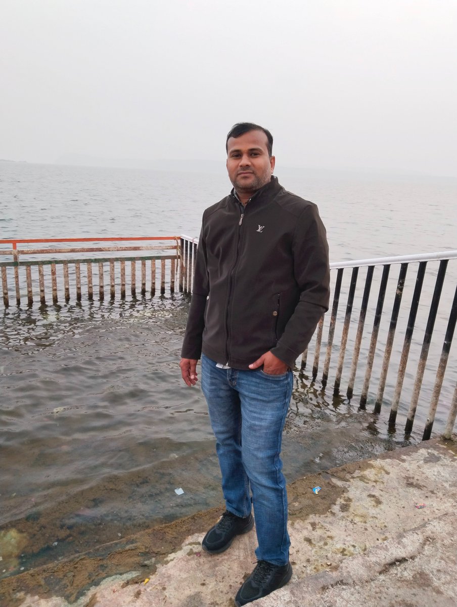 Hanuman9950's tweet photo. @rawathbatta trip https://t.co/RXUz9LyQi5