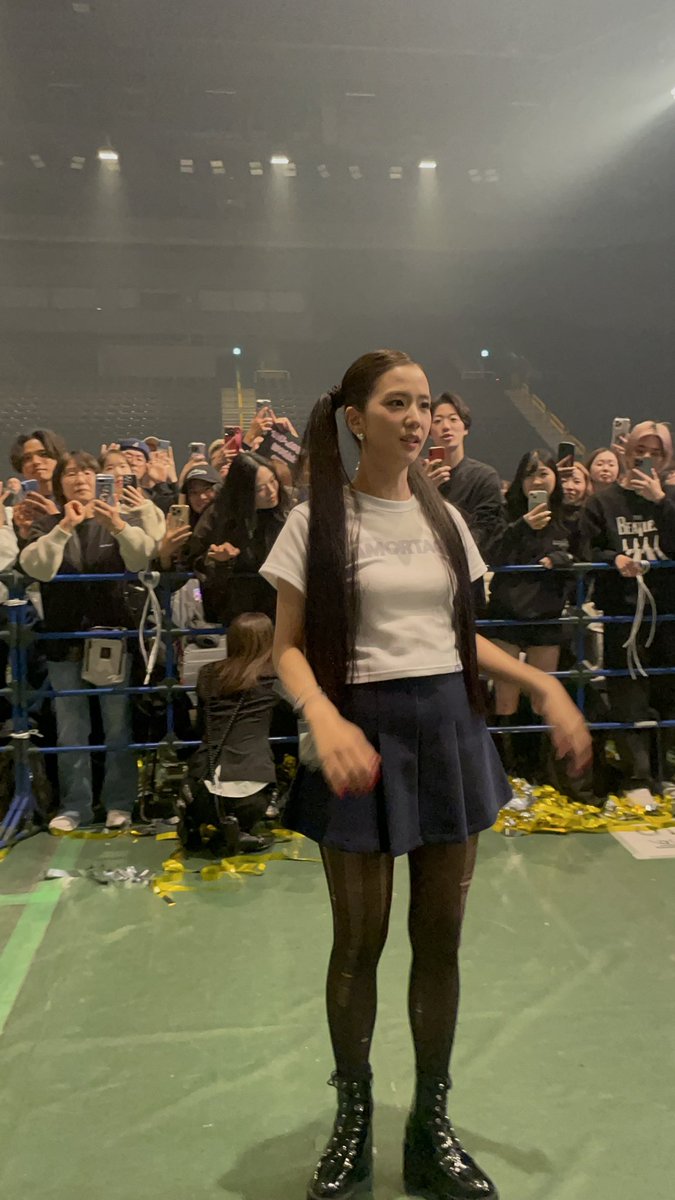 キムジス誕生日おめでとう🎊
いつも美しい姿と元気な姿見せてくれてありがとう✨
ジスを見ていつも元気もらってます！
これからも元気に過ごしてね！
イルコン楽しみにしてる😊

#언제나_사랑을_주는_지수야_생일축하해
#OurBestGiftJISOODay