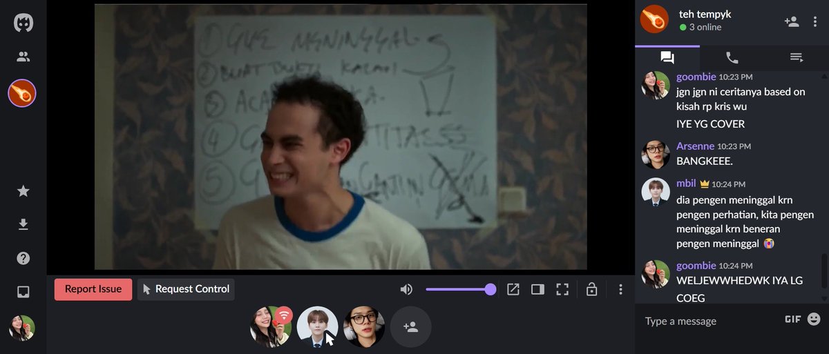 Adenyaw's tweet image. aku udah nonton tingning bareng @cineppapi @wuminate ^^~