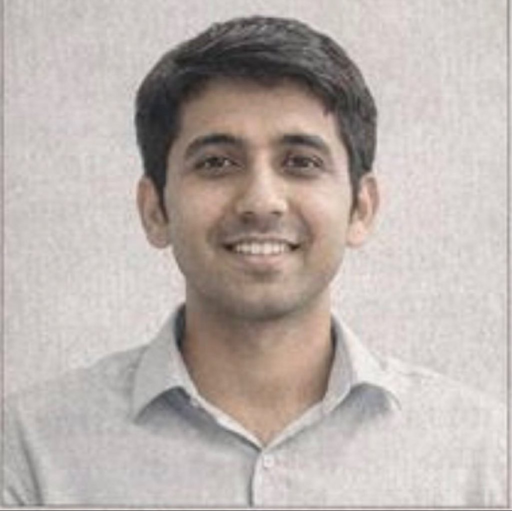 AftabIqbalFan's tweet image. یہ ہے وہ باشعور بہادر بچہ جس نے ایک آرٹیکل لکھ کر سارے کرپٹ نظام اور اُس پہ مسلط لوگوں کی دھجیاں بکھیر دی۔ 
پوری قوم کو آپ پہ فخر ہے۔