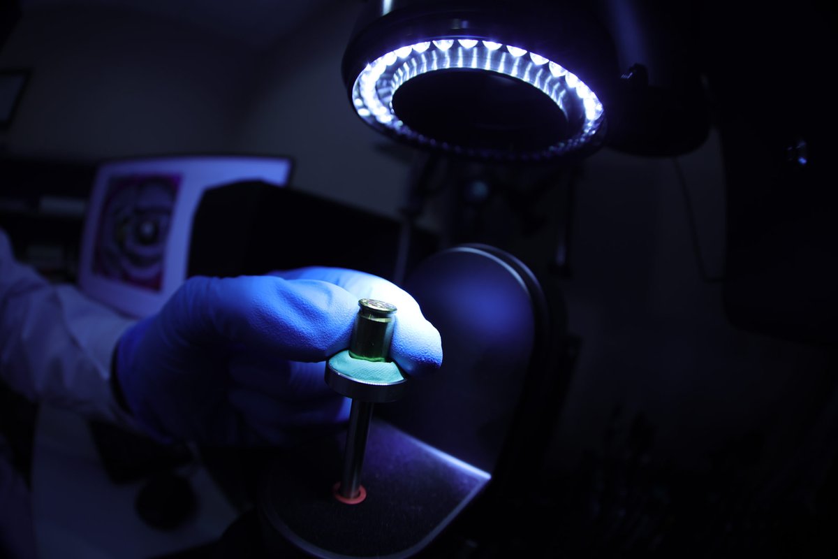 🔬 El Laboratorio de Criminalística de la PDI #Antofagasta realiza pericias especializadas requeridas por tribunales y fiscalías, con áreas como dactiloscopia, balística, planimetría y más. Apoyo clave en investigaciones complejas. #PDI #Lacrim #InvestigaciónPericial