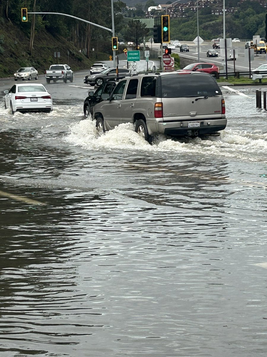 Cornell Barnard tweet media