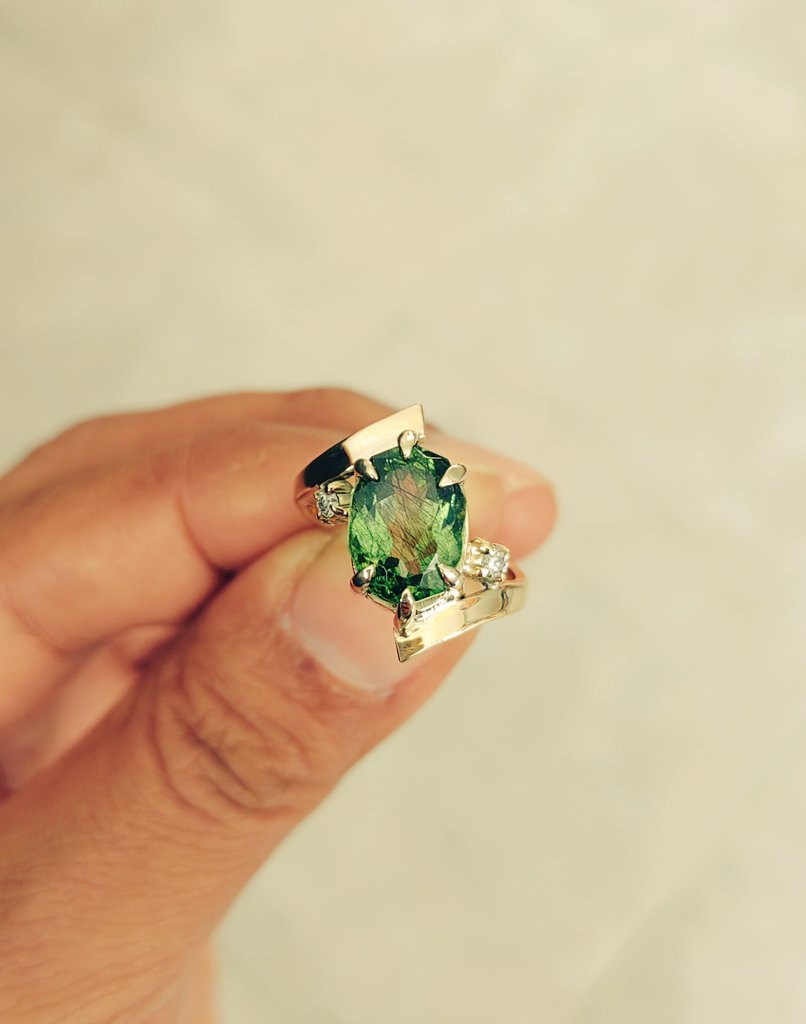 nerack9's tweet image. Inaugurando una nueva sección en TIΔN joyería 😉

#anillodecompromiso