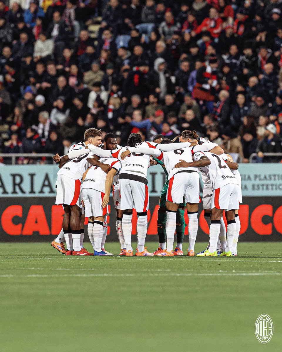 FINAL DEL 1T #CagliariMilan 0-0

Primer tiempo muy tibio del Milan que no se encuentra en el campo. En lo malo podemos señalar nombres como Fofana, pero sobretodo es el sistema: Allegri debería cambiar el 3-5-2 porque no se aprovecha a Leao, y si entra Fullkrug con más razón.