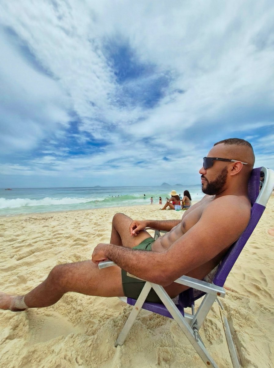 lipcosta_'s tweet photo. Ta demais 🥵
#copacabana https://t.co/Nz6e3Z1Xqb