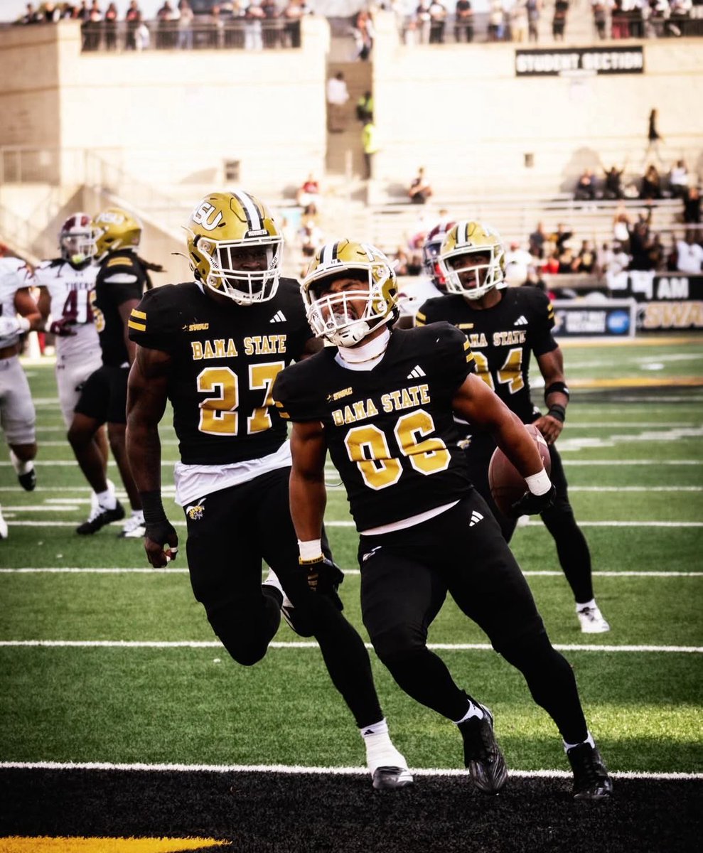 Nehemiah Hixon tweet media