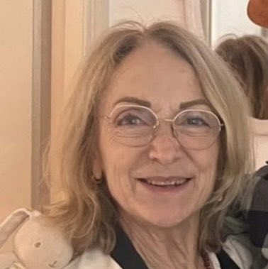 PsyGuy007's tweet image. 🆘 🇫🇷 ALERTE DISPARITION : Mireille, 71 ans, a disparu en rentrant d’une réunion familiale : «elle avait l’impression d’être suivie»

Mireille, 71 ans, a disparu dans la nuit du 30 au 31 décembre.

Elle revenait d’une réunion familiale à Brignoles, dans les Alpes-Maritimes, et…