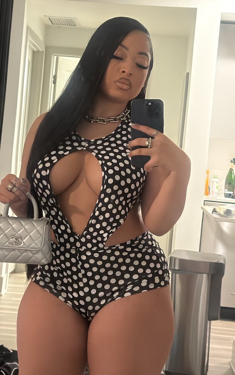 Nikiah Nicole tweet media