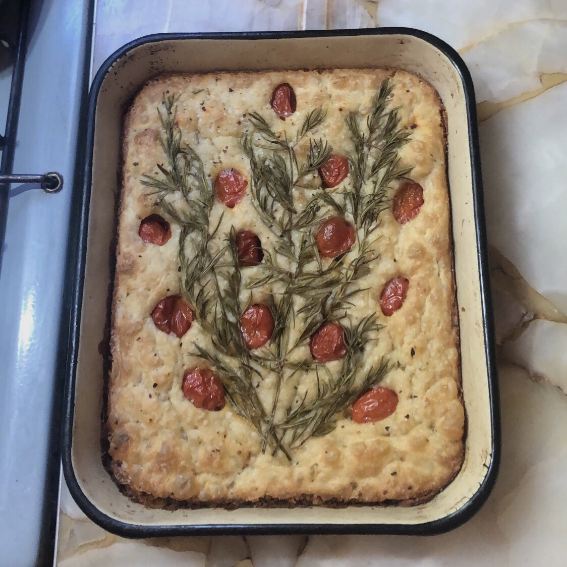 claritaam_'s tweet image. las focaccias de estas fiestas 🌿