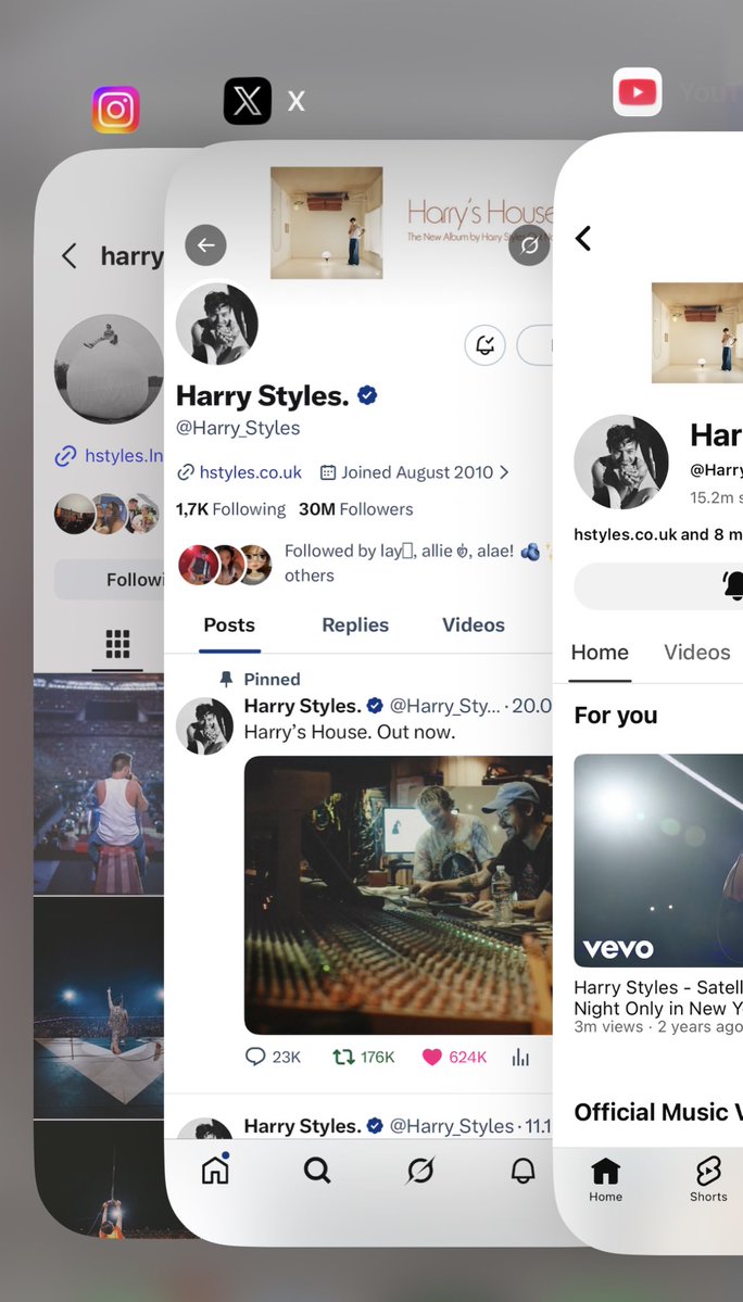 sushimoonx's tweet image. waiting for @Harry_Styles