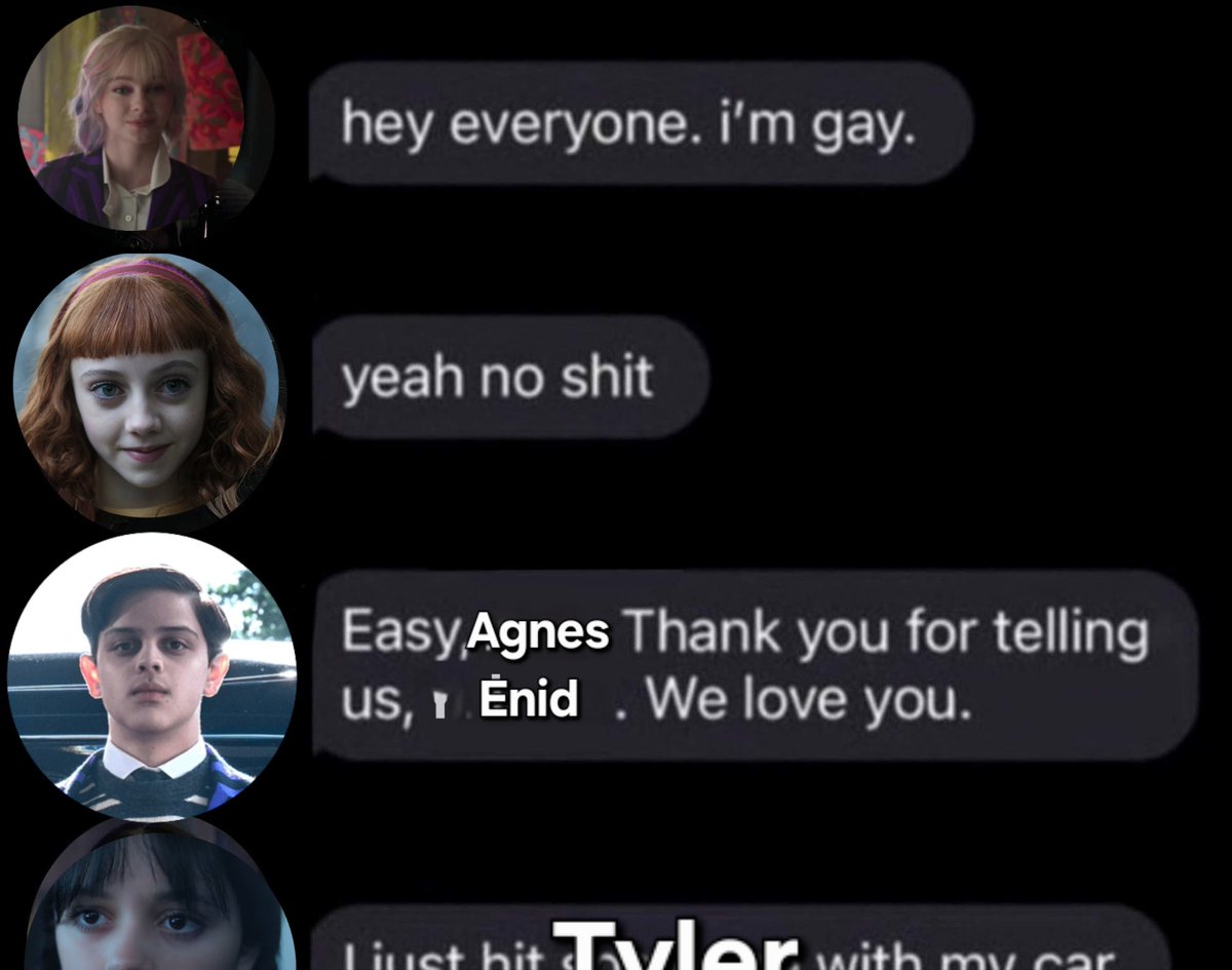 Brenfasa's tweet image. Addams family group chat #wenclair