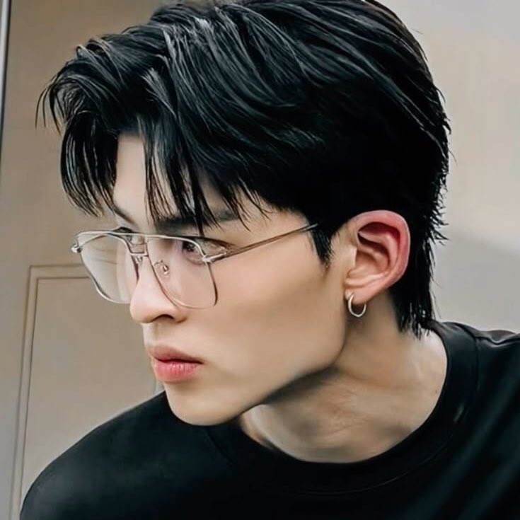 classycherryday's tweet image. นี่ชอบ side profile ของพี่ปอนด์มากเลยอ่ะ😭 คือฮีหล่อไทยธรรมชาติมาก จมูกโด่งกำลังดี สันกรามที่คมชัดซึ่งฮีเป็นคนที่หล่ออยู่แล้วอ่ะ ชอบมองข้างของพี่ปอนด์มากจริงๆ มันโคตรจะหล่อ

#ppnaravit