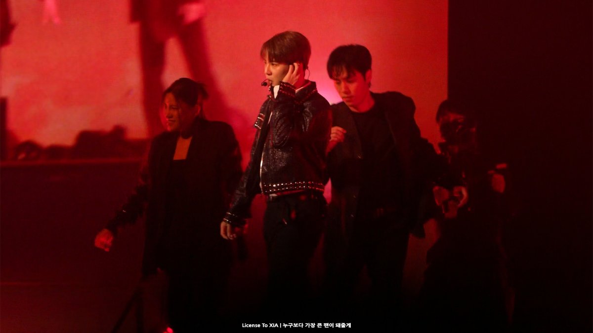 LicenseToXIA's tweet image. [4K] 20260102 1PM JX 2026 JAPAN FANMEETING ‘Hug &amp;amp; Love' | 김준수(XIA) - Fever
📎 youtu.be/6i1vh72U_SU

#XIA #김준수 #ジュンス