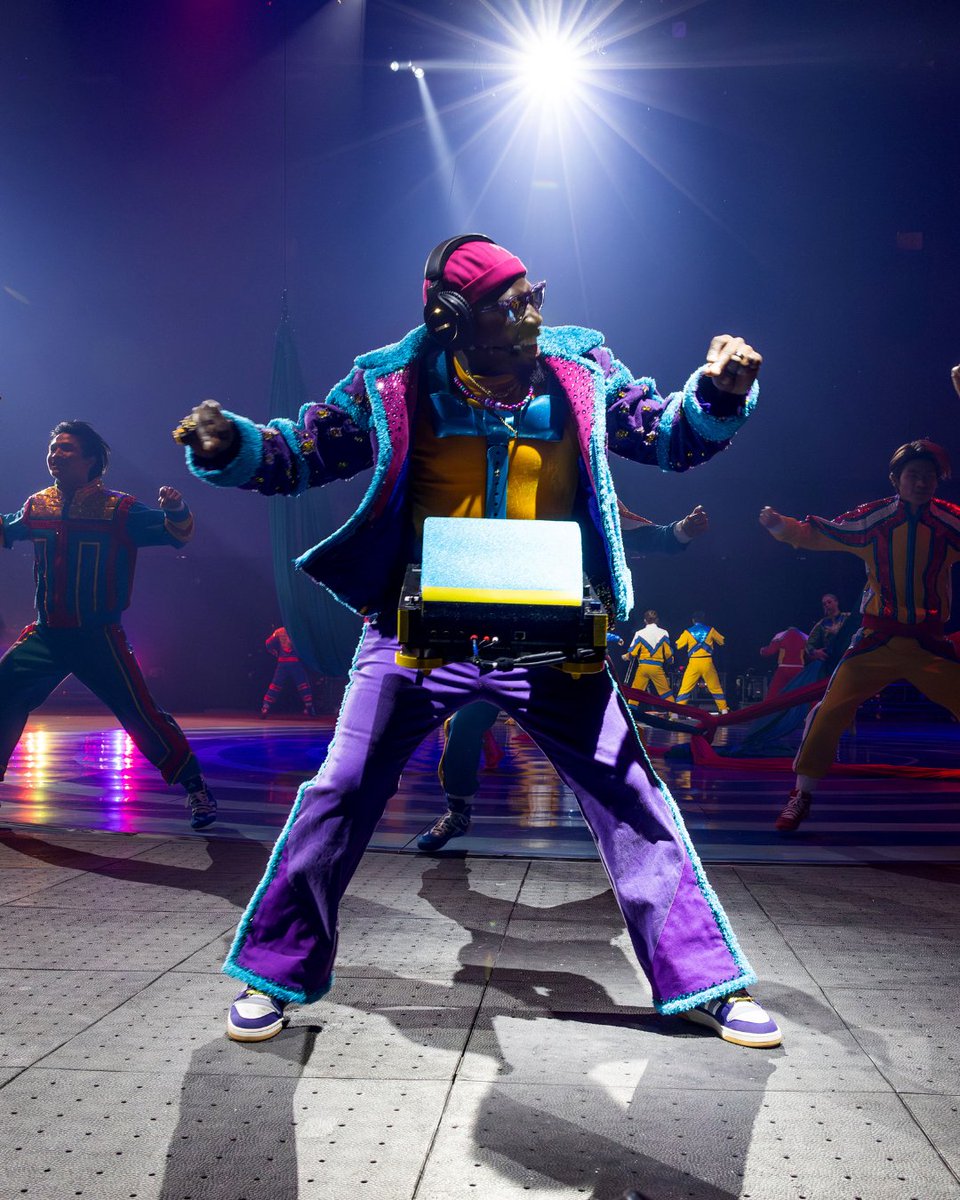 Ringling Bros. and Barnum & Bailey tweet media