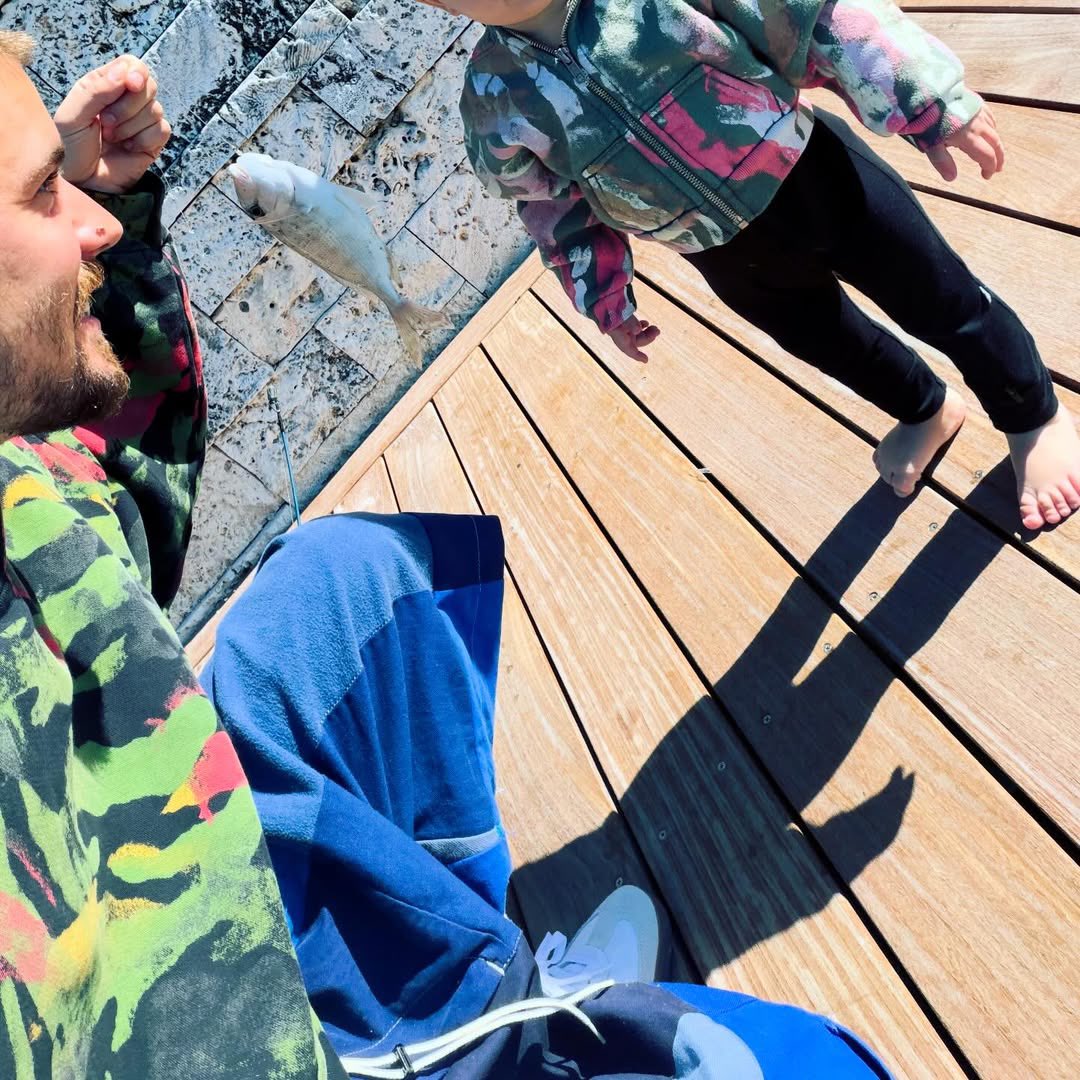 📲| Justin Bieber vía Instagram.
Justin y Jack pescando 🎣