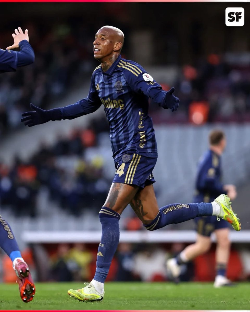 FutDeTerceira's tweet image. Jogadores livres para assinar pré-contrato:

🇵🇹 Bernardo Silva
🇵🇹 Rúben Neves
🇵🇹 Diogo Leite
🇵🇹 Raphaël Guerreiro
🇵🇹 André Gomes
🇵🇹 Aurélio Buta
🇵🇹 André Amaro
🇵🇹 Danilo Pereira
🇵🇹 Ricardo Pereira
🇵🇹 Gelson Martins
🇵🇹 André Silva
🇵🇹 João Moutinho
🇵🇹 José Fonte
🇫🇷 Dayot Upamecano…