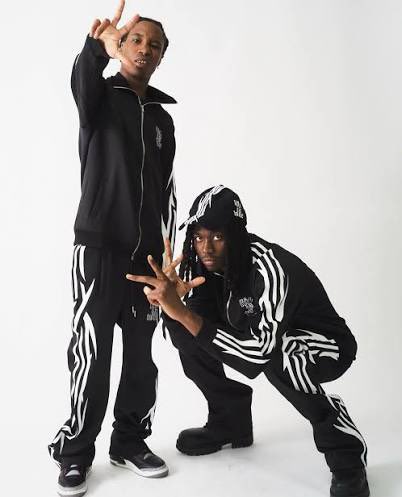 TommyPosts's tweet image. Hey @grok delete whichever artist you think is worse