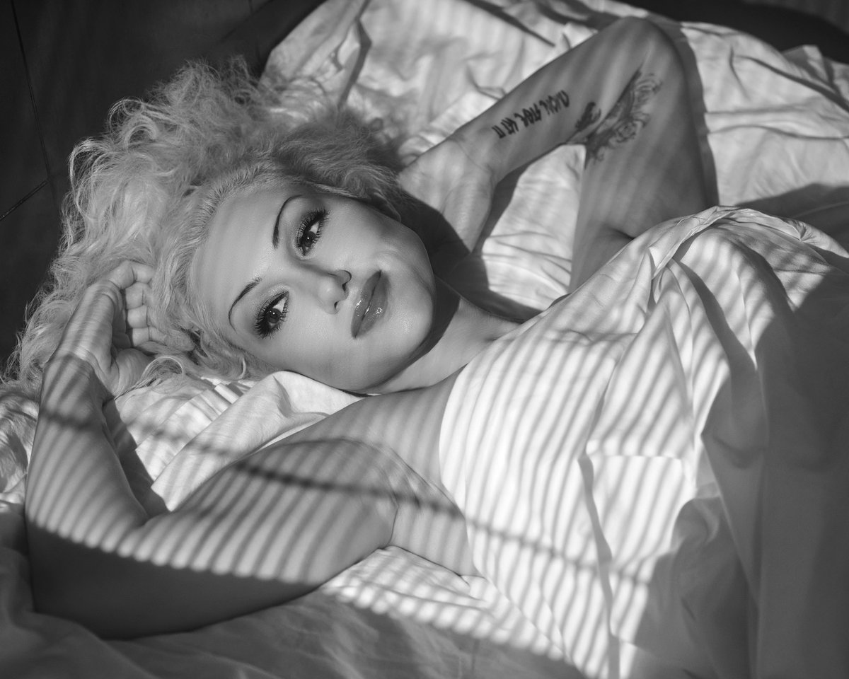 LifestylBoudoir's tweet photo. Jaime, rom our recent session.
.
.
#vegasboudoir #lasvegasboudoirstudio #doitforyourself https://t.co/qA2nHudLlH