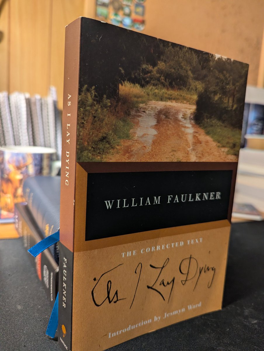 First finished read of 2026 was a doozy. A few years ago I might have hated this, but I'm currently resisting the urge to immediately reread. Frustratingly inventive, obliquely honest, beautifully ugly.

I see where McCarthy got it.

#faulkner #fiction