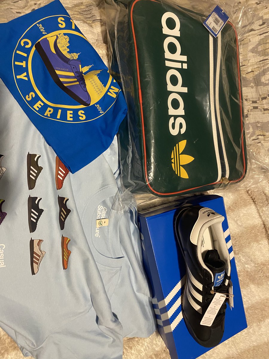 toecko398's tweet image. Oh no more stuff this year . Well let’s keep going @man_savings thank you . @adiFamily_ @casualsub_  @casualclassics @adidasoriginals