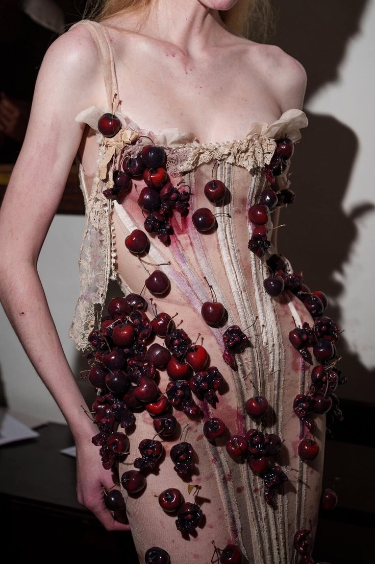 ᥫ᭡. (@lovelyfemm) on Twitter photo 