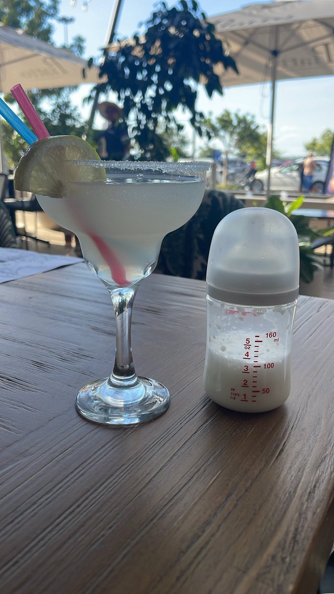 Modimonthatilee's tweet image. My gorgeous little date🥹💕 Our first first date ❤️