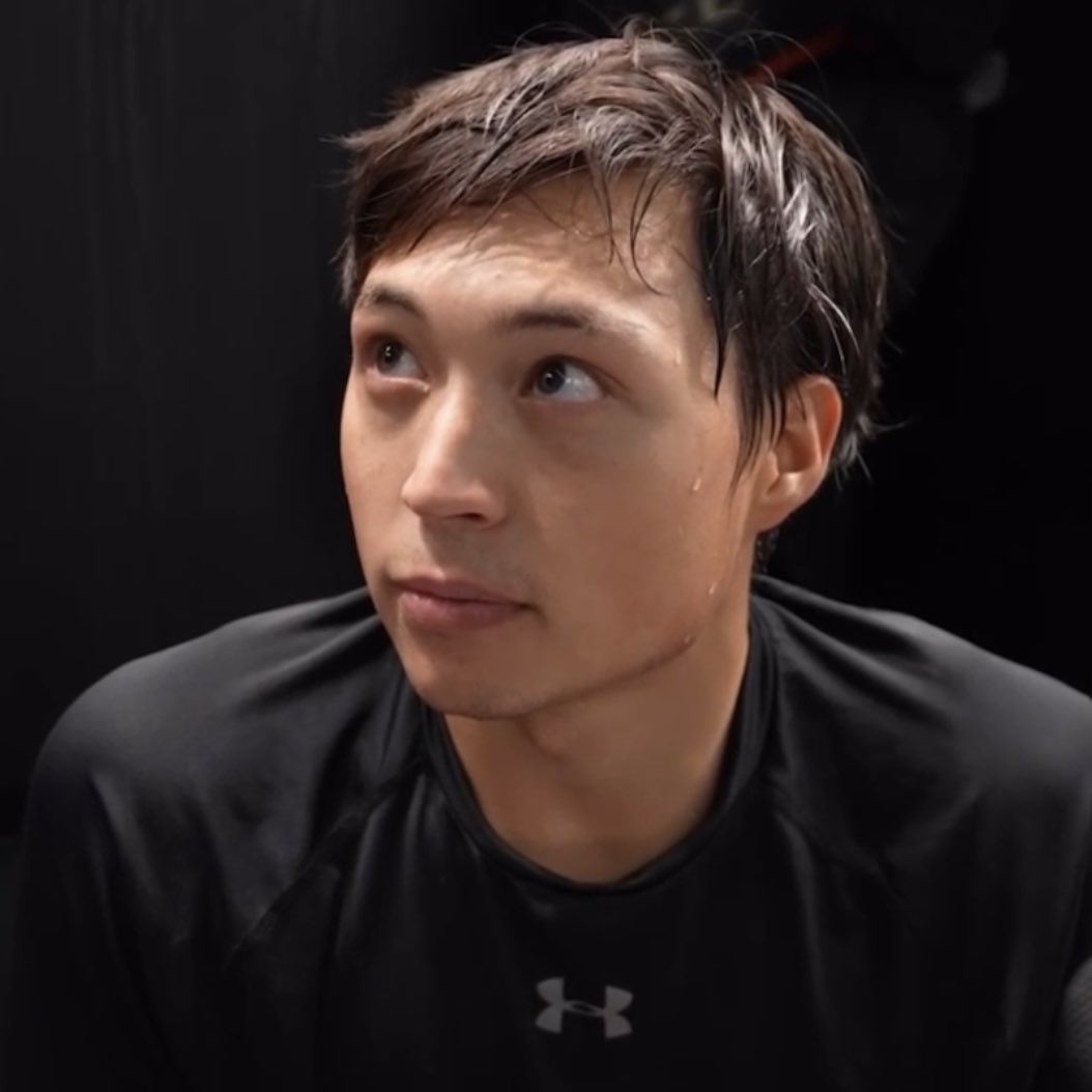 robocentrics's tweet image. anyways hes the goat + i get to watch him play for my bum ass team + your loss if you dont + hes better than your fav + living his best life + im going to put the entire team usa management in a saw trap