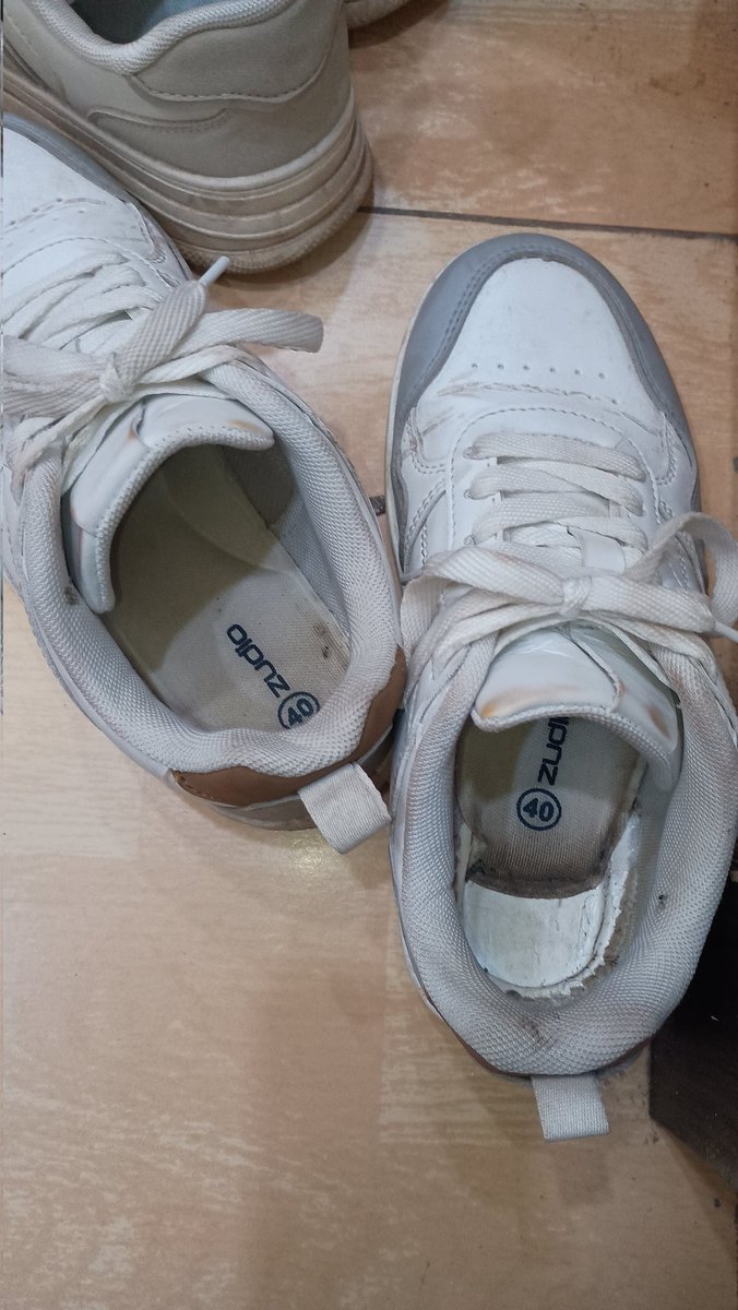 suhelyahoo's tweet photo. @MyZudio Low pricing shouldn’t mean extremely poor quality. The product didn’t even last a month. I’d rather pay ₹200–₹300 extra for better durability. This felt misleading. Scam with customers. 
#BadQuality #WorstExperience #Zudio #TataTrent @TataCompanies https://t.co/ScuyjBsrhC