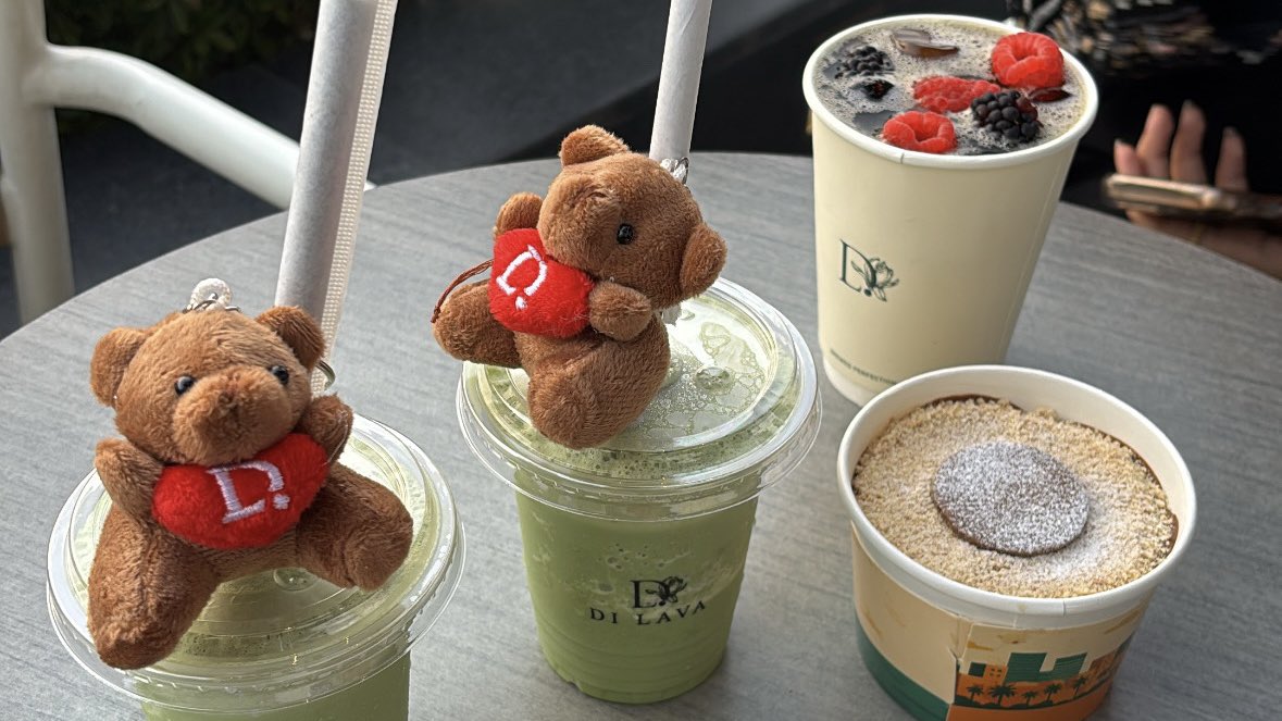 luvernialler's tweet image. لحظات
في
الخارج
♡
🌷