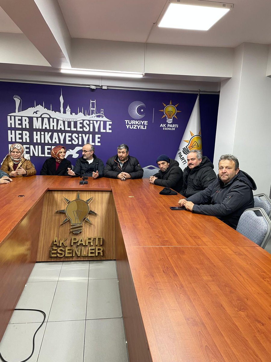 Fatih mah 1.bölge haftalık mahalle toplantisi gerçekleştirdik <a href="/RTErdogan/">Recep Tayyip Erdoğan</a> <a href="/EmrullahErkus/">Emrullah ERKUŞ</a> <a href="/abdullahozdemir/">Abdullah Özdemir</a> <a href="/ademkk165576/">adem küçük</a> <a href="/akpartiistanbul/">AK Parti İstanbul</a> <a href="/akparti_esenler/">AK Parti Esenler</a> <a href="/NazifeOz58/">NAZiFE öz🇹🇷</a> <a href="/oktayilmaz18/">OKTAY YILMAZ</a> <a href="/tevfikgoksu/">Mehmet Tevfik Göksu</a> <a href="/vedatdestek/">Vedat Destek</a>     #hermahallesiyleEsenler