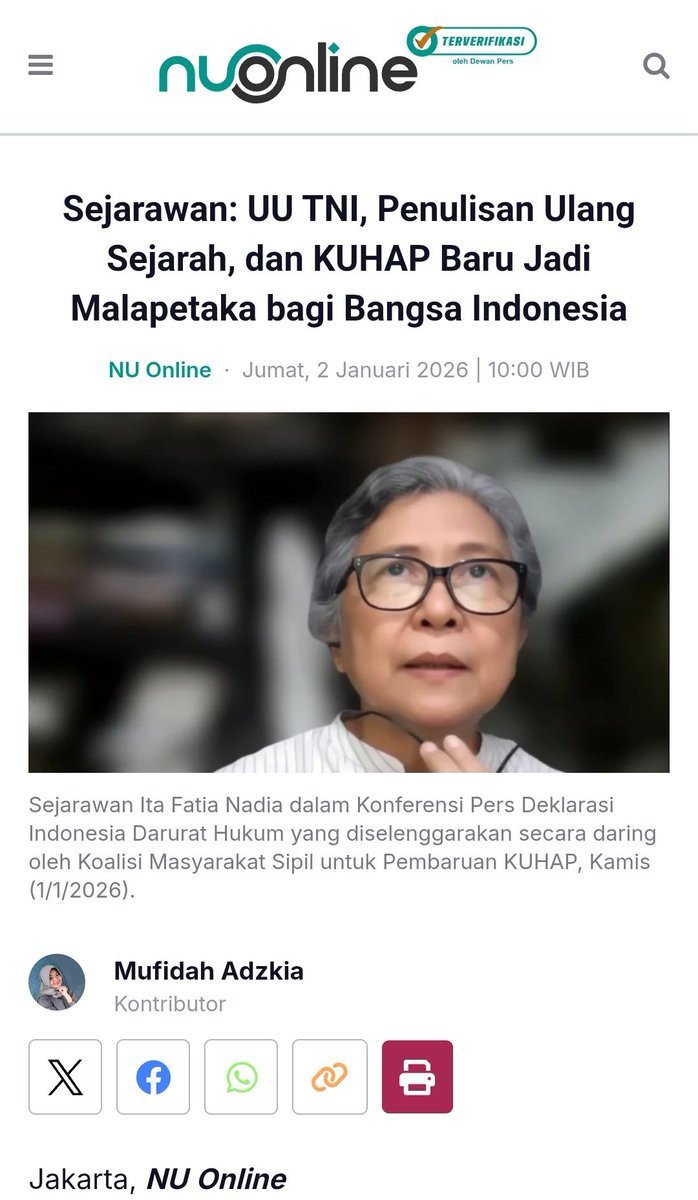 zanatul_91's tweet image. Pertama, penulisan ulang sejarah. Lantai bersih. Kedua, UU TNI, otot diperkuat. Ketiga, KUHAP Baru, kebebasan sipil mengecil. Keempat, opini Sukidi di Tempo: Hantu Otoritarianisme. 

Amunisi terisi penuh. Siapkan diri anda.