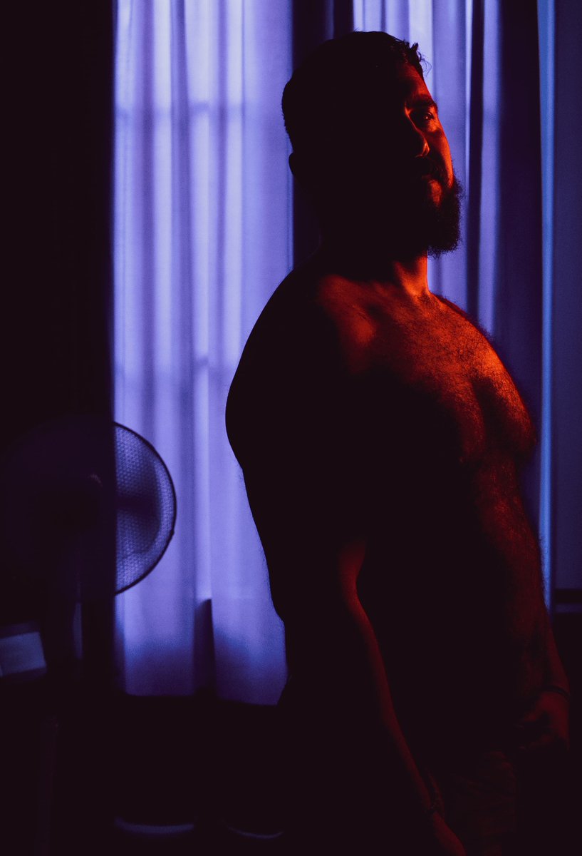 ulyssesthebear's tweet photo. Leaking this early for you. New fan site content this weekend—link in bio. #BearPride #GayMusclemen #WeekendHype #ItalianBearLovers https://t.co/HcHLr2wbIL