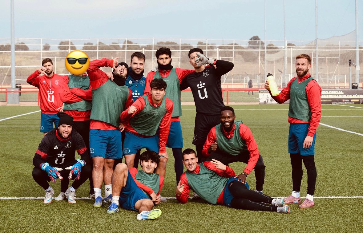 CDMostoles's tweet image. 🚨🚨🚨

Tenemos un nuevo 𝑭𝑰𝑪𝑯𝑨𝑱𝑬😎
🗓️ mañana | 14h 

⚡️¿Os atrevéis a adivinarlo?

#fichaje #primer #equipo #cdMóstoles