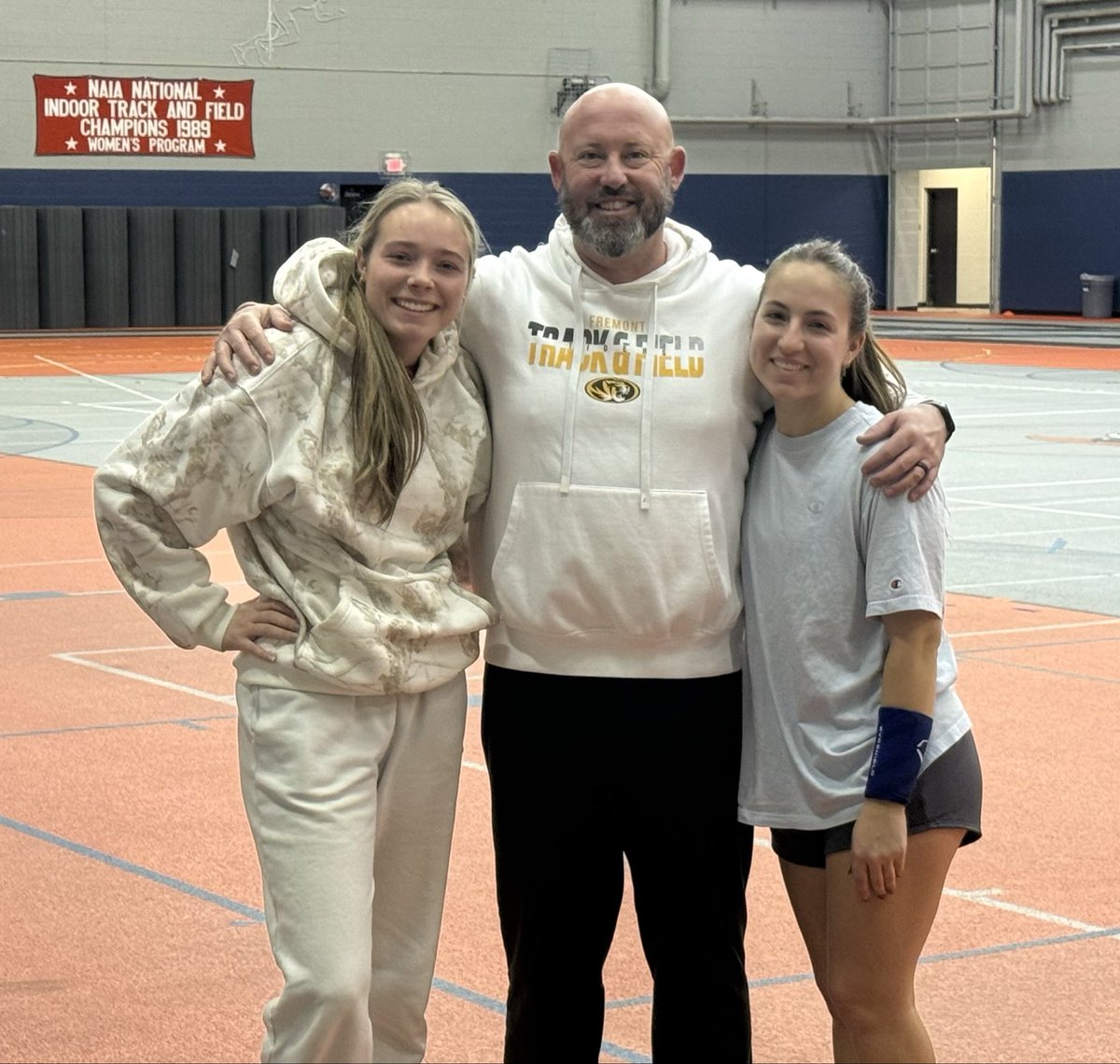 Fremont Girls Track & Field tweet media