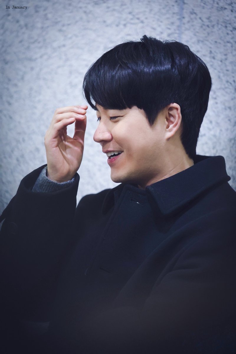 260102 벙커 트릴로지 퇴근길
솔저 3 | 문태유

2036년에도... 아 문태유... 걔... 맞다... 이런얘기 안 나오게 사고 안 치고 활동 잘 하겠습니다...