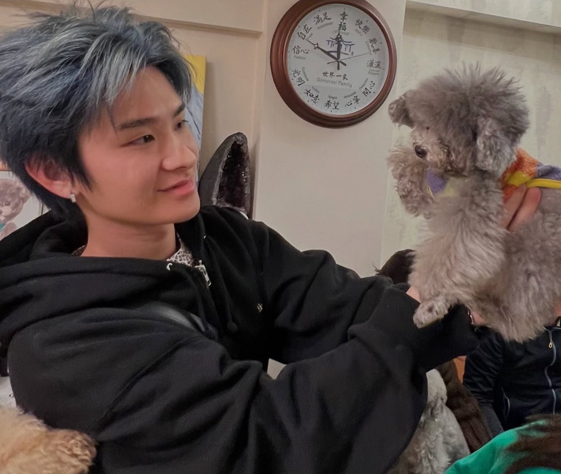 น่ารักอะ ขนเหมือนกันเลย5555555555555555 ผมน้องไทยเฟดแล้วเอนดุจัง