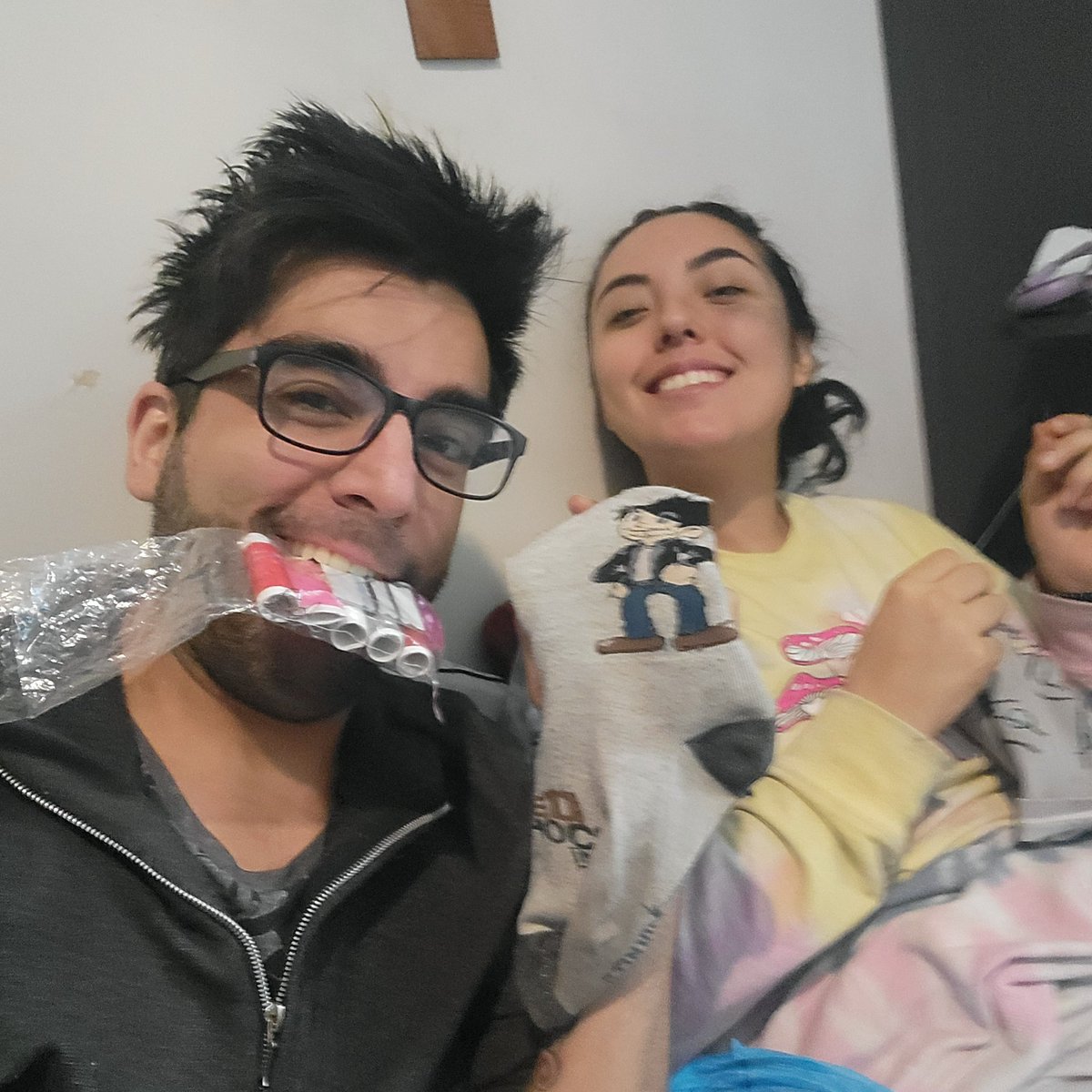 Que gran forma de empezar 2026!! La mejor alarma para empezar fresco es una buena #alarma sísmica en #cdmx mientras aprendo a cocer mis calcetas con las manos temblando 🫣🫣🫣

Ustedes qué tal los sintieron? #sismo