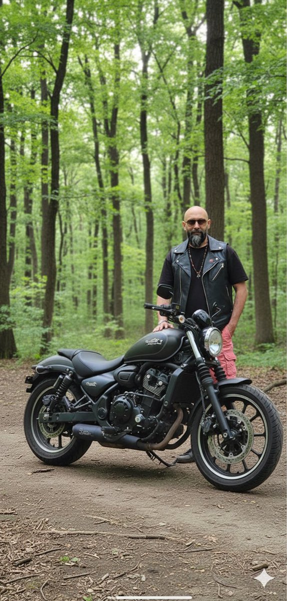 #kavasaki #vulcans650 #cruiser 💙💛 
Hanemize hayırlı olsun 🤣😃